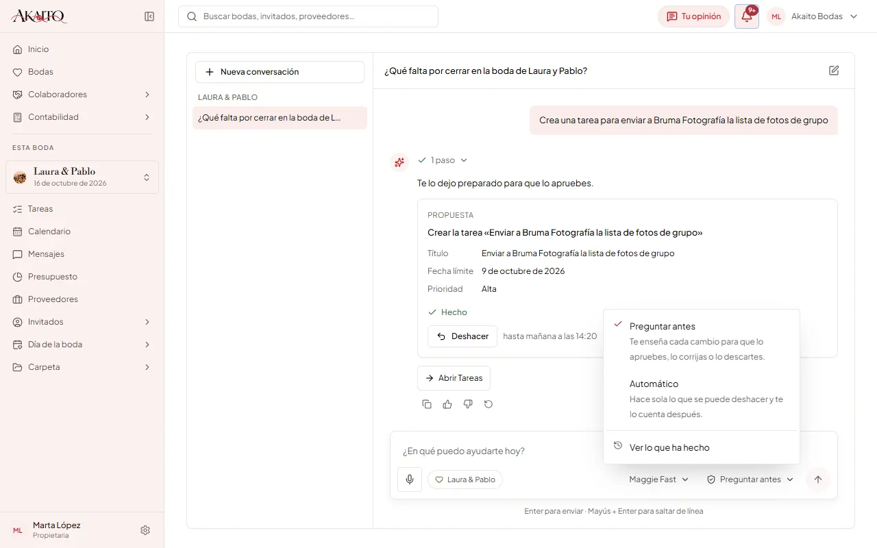 La tarea que Marta corrigió y aprobó: «Hecho» y «Deshacer». Abierto, el menú del modo, con «Preguntar antes», «Automático» y «Ver lo que ha hecho». En la demostración, aprobar no añade la tarea a la lista de Tareas.